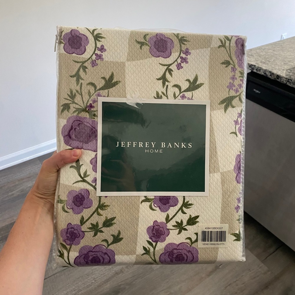 Jeffrey Banks 100% Egyptian Cotton Purple Floral Bedspread